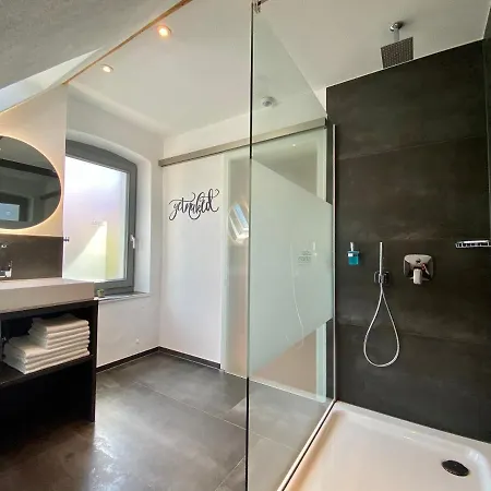 Altstadt Apartment *